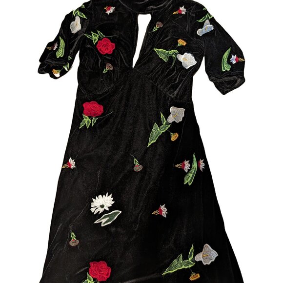 Dress - Picture 2 of 5